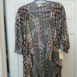 Lularoe plaid shirley